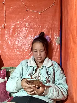 Snapshot of liu-liusexy chatting on November 2025 01:04:02 PM liu-liusexy online show from November 2025 01:04:02 PM