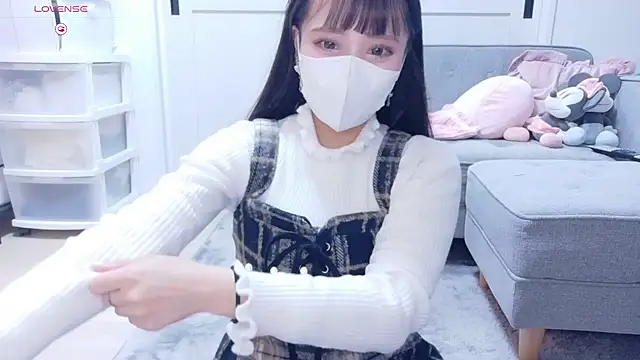 YURi luv online show from November 2025 10:43:02 AM