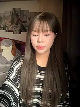 SarahBeii online show from November 2025 03:27:02 AM