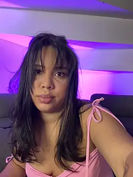P A U L I N A  online show from June 2026 02:02:02 AM