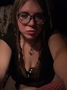 Snapshot of adventuresinsky chatting on September 2025 03:06:02 AM adventuresinsky online show from September 2025 03:06:02 AM