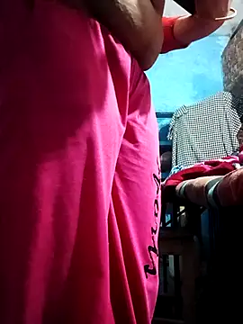 Snapshot of Deepa_hott chatting on October 2025 10:45:02 PM Deepa hott online show from October 2025 10:45:02 PM