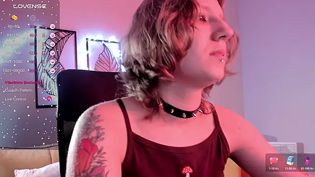 Snapshot of Hailey_Foxy chatting on November 2025 09:11:02 AM Hailey Foxy online show from November 2025 09:11:02 AM