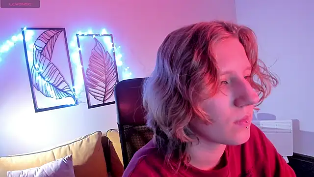 Snapshot of Hailey_Foxy chatting on November 2025 08:57:02 AM Hailey Foxy online show from November 2025 08:57:02 AM