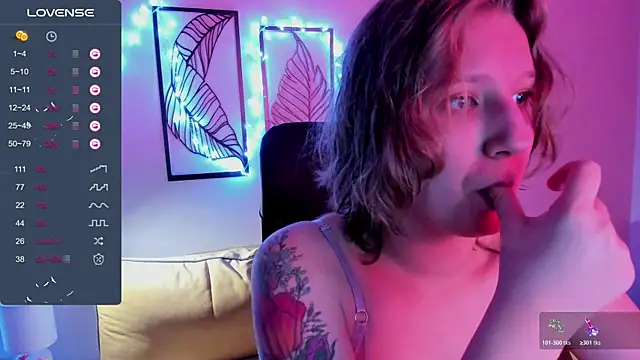 Snapshot of Hailey_Foxy chatting on November 2025 08:57:01 AM Hailey Foxy online show from November 2025 08:57:01 AM