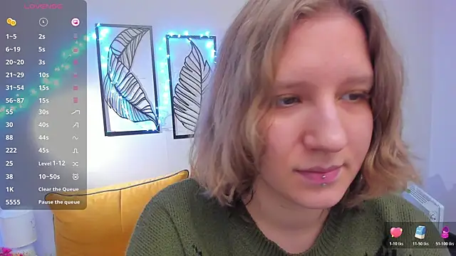 Snapshot of Hailey_Foxy chatting on December 2025 09:27:01 AM Hailey Foxy online show from December 2025 09:27:01 AM