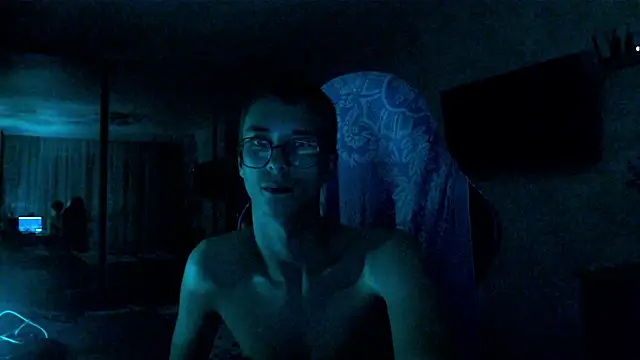 glasses cat online show from July 2026 10:52:01 PM