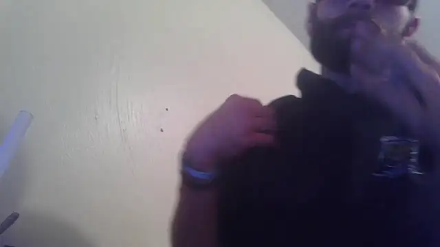 Snapshot of hungspundick1 chatting on October 2025 07:01:02 PM hungspundick1 online show from October 2025 07:01:02 PM