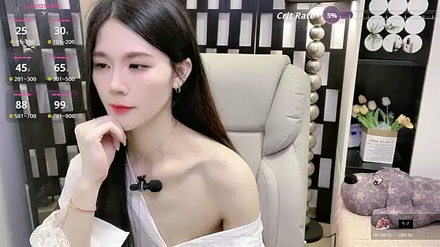 Yueyue-MM online show from March 2026 01:37:02 PM