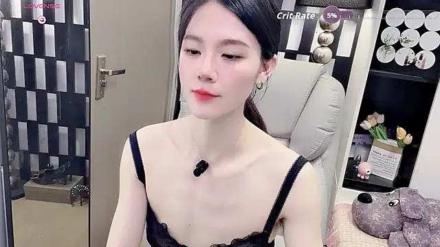 Yueyue-MM online show from May 2026 02:26:01 PM