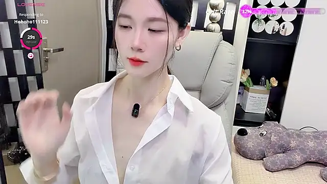 Snapshot of Yueyue-MM chatting on July 2026 01:56:01 AM Yueyue-MM online show from July 2026 01:56:01 AM