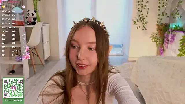 ElfredaTupy online show from July 2026 10:50:01 AM