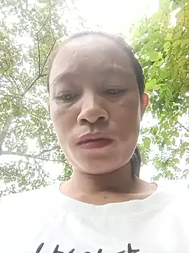 simi-lucy online show from October 2025 01:22:01 AM