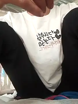 simi-lucy online show from November 2025 06:55:01 AM