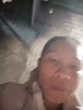 simi-lucy online show from December 2025 02:38:01 AM