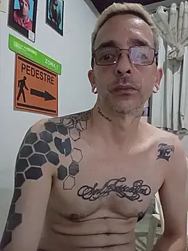 dinho carioca online show from April 2026 05:43:01 PM