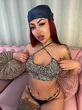 Laila Pink online show from September 2025 06:57:02 PM