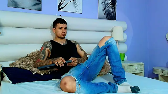 Dante Flamee online show from February 2026 12:56:02 PM