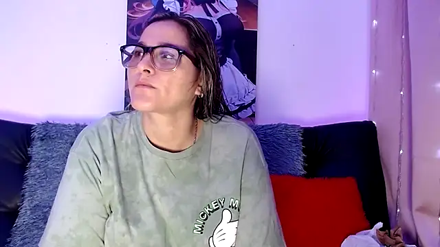 Snapshot of LAHILA_COOPERR chatting on October 2025 12:23:02 PM LAHILA COOPERR online show from October 2025 12:23:02 PM