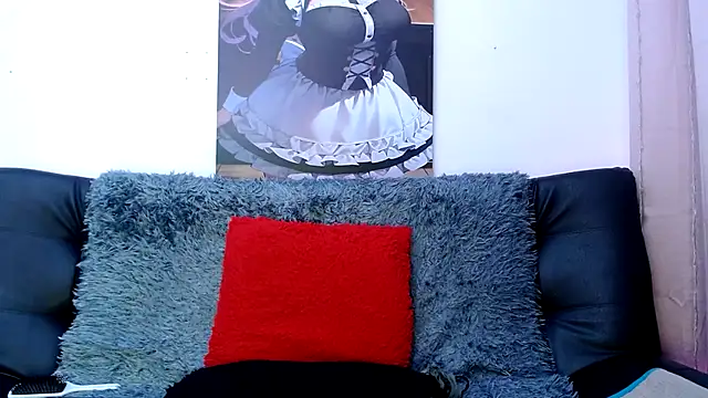 Snapshot of LAHILA_COOPERR chatting on November 2025 12:17:01 PM LAHILA COOPERR online show from November 2025 12:17:01 PM