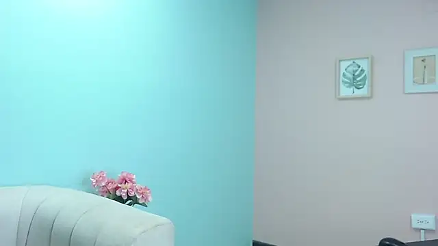 akisha lims26 online show from October 2025 01:23:01 PM