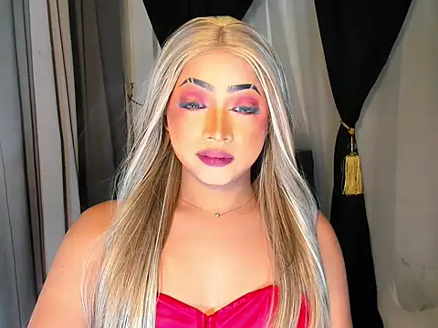 Snapshot of WenceSmith chatting on October 2025 01:45:02 PM WenceSmith online show from October 2025 01:45:02 PM