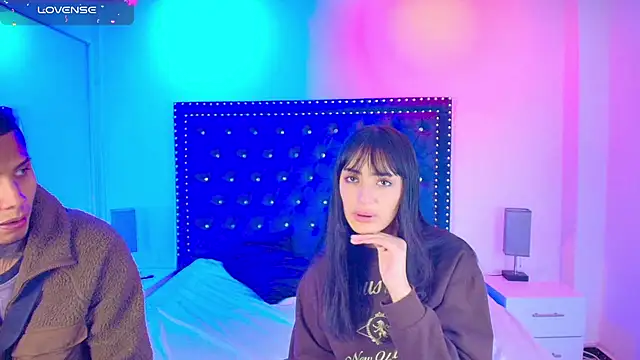 Damian and roxanne online show from April 2026 12:32:01 PM