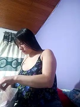 Snapshot of Zulema_R1 chatting on June 2026 10:47:01 PM Zulema R1 online show from June 2026 10:47:01 PM