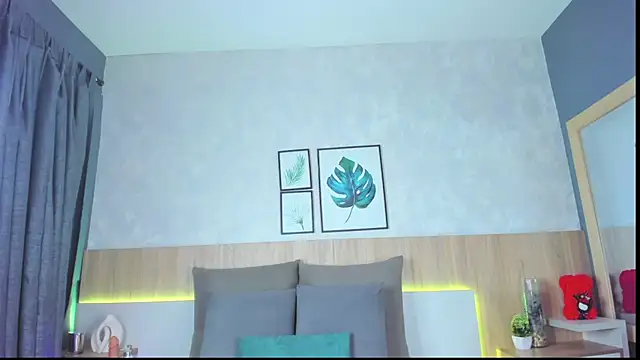 Snapshot of mia_gate chatting on November 2025 11:31:02 AM mia gate online show from November 2025 11:31:02 AM