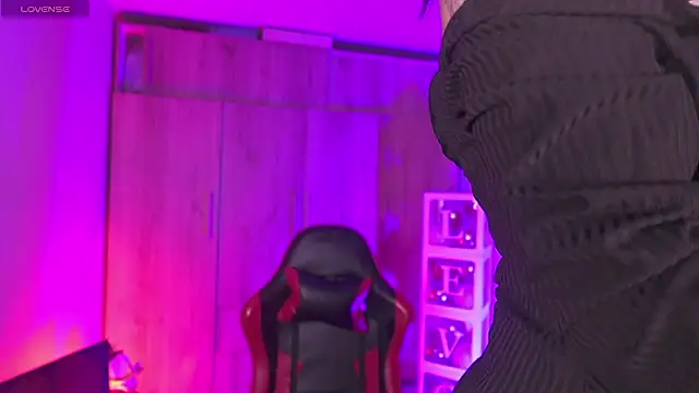 AnnaKimm online show from February 2026 10:59:02 PM