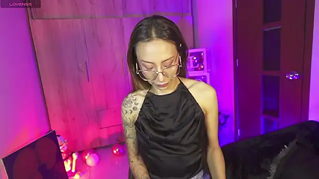 AnnaKimm online show from February 2026 10:37:01 PM