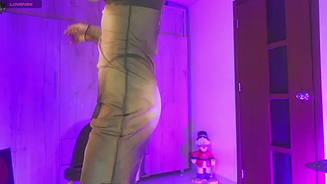 AnnaKimm online show from March 2026 10:46:01 PM