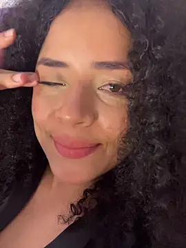 Snapshot of AfroSalvaje chatting on December 2025 05:57:01 AM AfroSalvaje online show from December 2025 05:57:01 AM