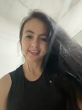 salo-rousee online show from November 2025 04:20:02 PM