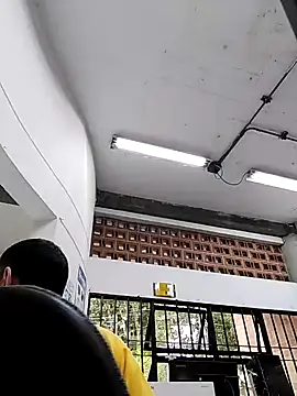 Snapshot of este_juan chatting on April 2026 02:50:01 PM este juan online show from April 2026 02:50:01 PM