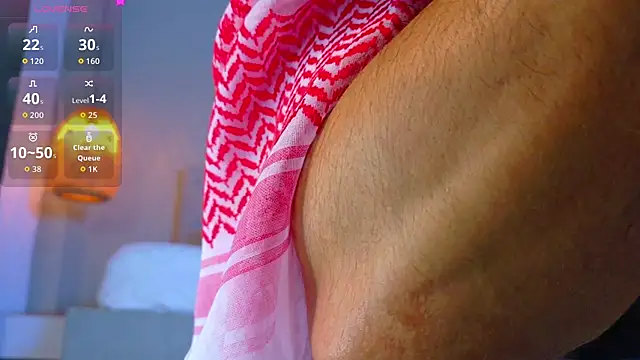 Snapshot of Thaiel_Fosteer chatting on November 2025 07:07:01 AM Thaiel Fosteer online show from November 2025 07:07:01 AM