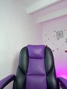 LiaaMoretzz online show from April 2026 12:22:02 AM