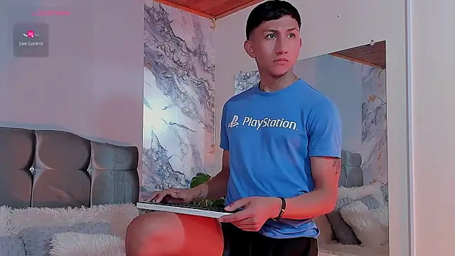 oliver mr  online show from January 2026 08:45:01 PM