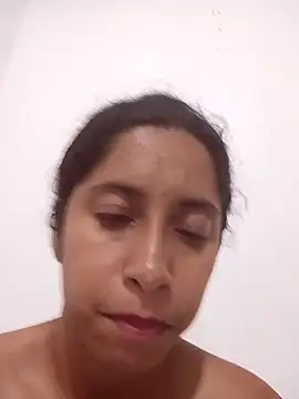 Snapshot of anitotori chatting on September 2025 03:00:02 AM anitotori online show from September 2025 03:00:02 AM