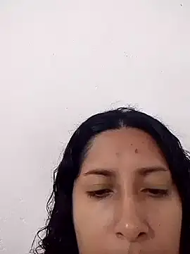 Snapshot of anitotori chatting on November 2025 05:27:01 PM anitotori online show from November 2025 05:27:01 PM