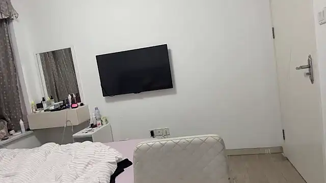 gentle-69 online show from October 2025 11:21:02 AM