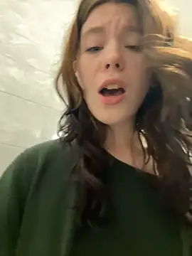 Snapshot of Mimiumuy chatting on October 2025 02:50:02 PM Mimiumuy online show from October 2025 02:50:02 PM