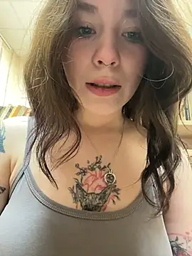 Snapshot of Mimiumuy chatting on November 2025 03:56:02 PM Mimiumuy online show from November 2025 03:56:02 PM