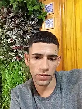 xirie98 online show from September 2025 02:24:01 AM