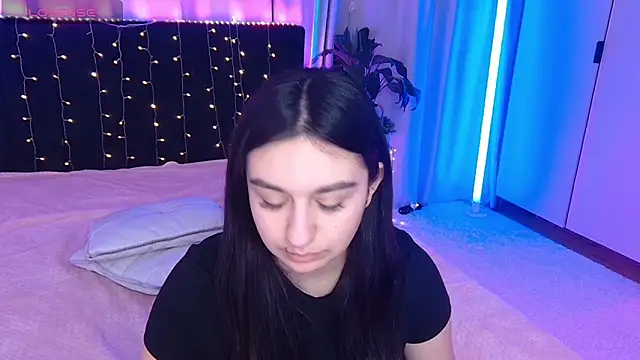 Snapshot of Lola_Sparks chatting on November 2025 06:38:02 AM Lola Sparks online show from November 2025 06:38:02 AM