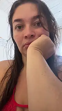 Snapshot of sarahreyess_11 chatting on November 2025 01:43:03 PM sarahreyess 11 online show from November 2025 01:43:03 PM