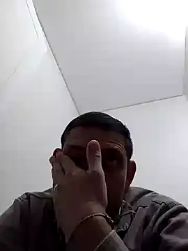 Az-09Ga online show from November 2025 07:14:02 PM