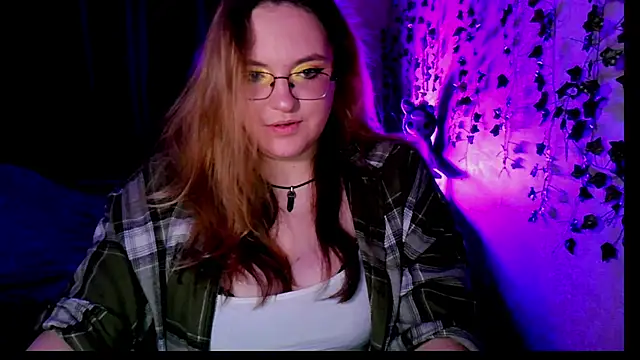 Snapshot of ZayaRush chatting on October 2025 10:14:02 AM ZayaRush online show from October 2025 10:14:02 AM