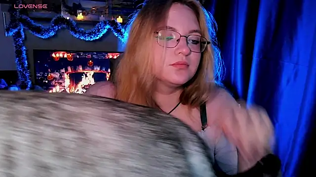 Snapshot of ZayaRush chatting on November 2025 10:15:02 AM ZayaRush online show from November 2025 10:15:02 AM