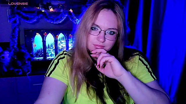 Snapshot of ZayaRush chatting on November 2025 10:47:02 AM ZayaRush online show from November 2025 10:47:02 AM